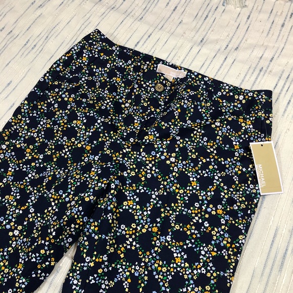 SOLD Michael Kors Navy Floral Ankle Skinny Pants - Picture 2 of 5